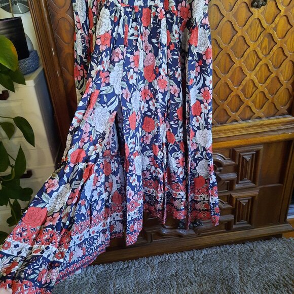 V Neck Tie-Waist Floral Bohemian Maxi Dress Flowy Ruffle w/Slit NWT! - Size S - Picture 8 of 16
